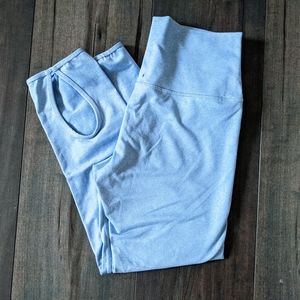 Aerie 3/4 Length Yoga Pants Size M Light Blue